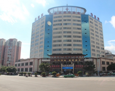 四川省射洪县中医院使用欧亿官网LED平板净化灯