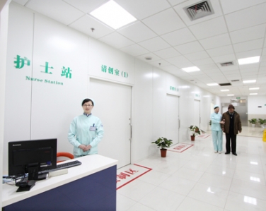 重庆市九龙坡区建设医院使用欧亿官网LED平板净化灯